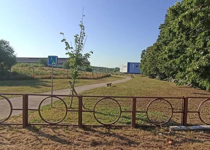 Joli Spacieux Au Rez De Chaussée Appartamento *